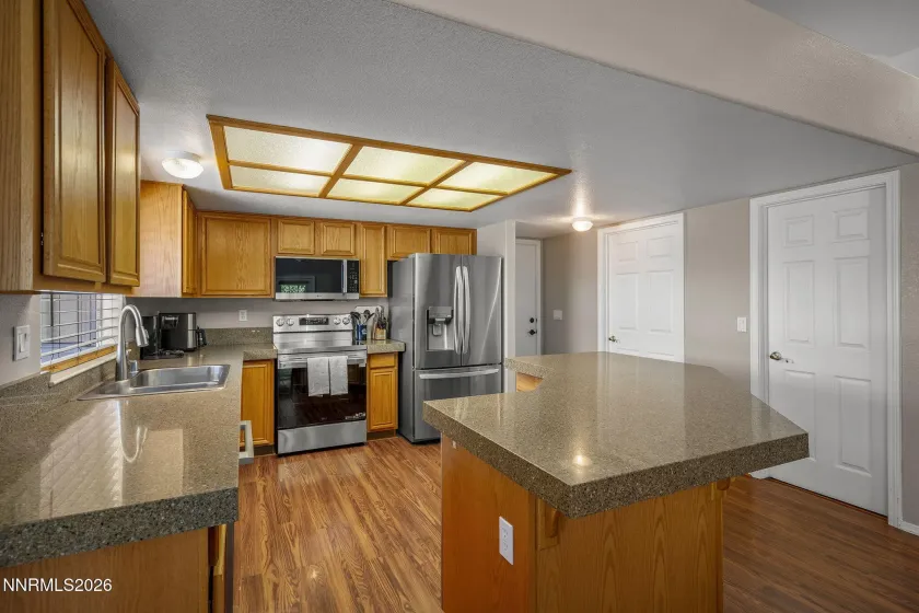 1419 Rosy Finch, Sparks, Nevada 89441, 3 Bedrooms Bedrooms, ,4 BathroomsBathrooms,Residential,Residential,Rosy Finch,0,260010728