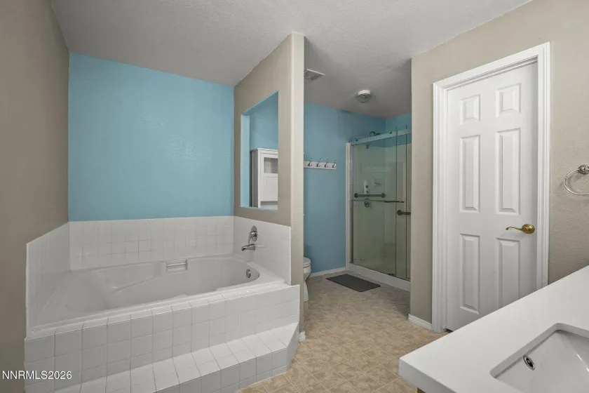 1419 Rosy Finch, Sparks, Nevada 89441, 3 Bedrooms Bedrooms, ,4 BathroomsBathrooms,Residential,Residential,Rosy Finch,0,260010728