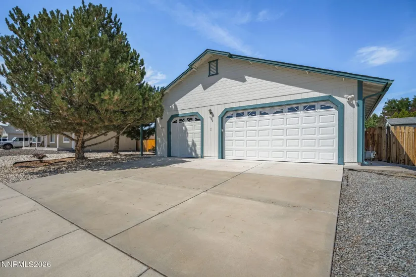 1419 Rosy Finch, Sparks, Nevada 89441, 3 Bedrooms Bedrooms, ,4 BathroomsBathrooms,Residential,Residential,Rosy Finch,0,260010728