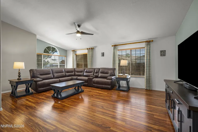 1419 Rosy Finch, Sparks, Nevada 89441, 3 Bedrooms Bedrooms, ,4 BathroomsBathrooms,Residential,Residential,Rosy Finch,0,260010728