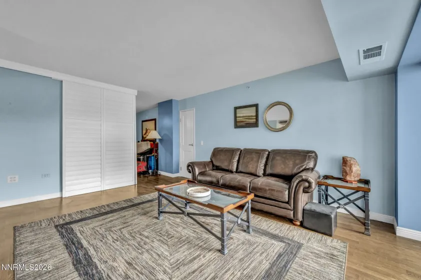 225 Sierra, Reno, Nevada 89501, 1 Bedroom Bedrooms, ,2 BathroomsBathrooms,Residential,Residential,Sierra,0,260010730