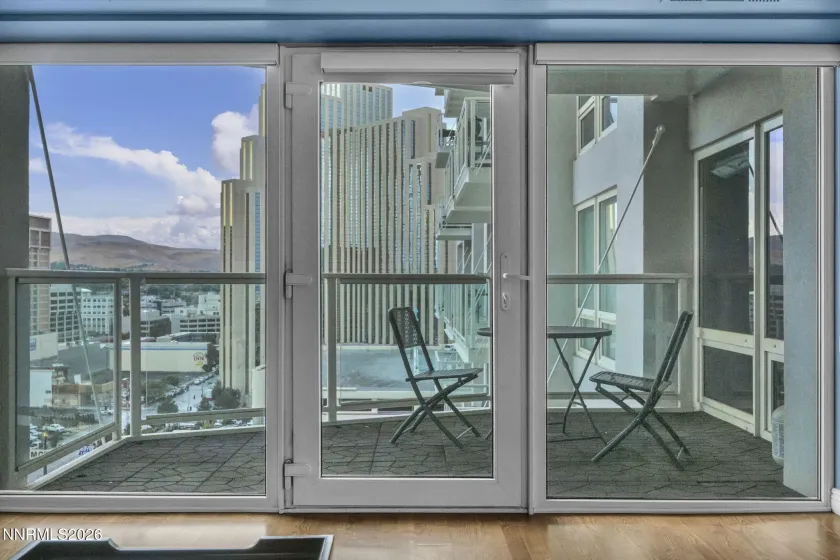 225 Sierra, Reno, Nevada 89501, 1 Bedroom Bedrooms, ,2 BathroomsBathrooms,Residential,Residential,Sierra,0,260010730