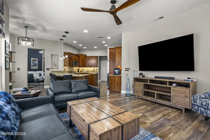9684 Rolling Rock, Reno, Nevada 89521, 4 Bedrooms Bedrooms, ,3 BathroomsBathrooms,Residential,Residential,Rolling Rock,0,260010733