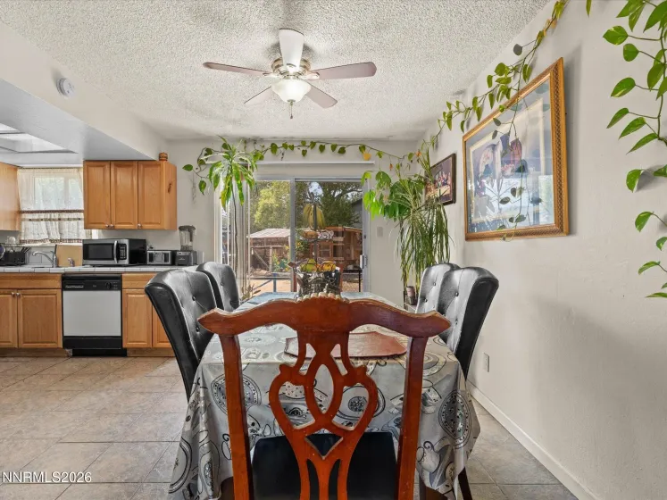 3220 Kings Row, Reno, Nevada 89503, 4 Bedrooms Bedrooms, ,2 BathroomsBathrooms,Residential,Residential,Kings Row,0,260010738
