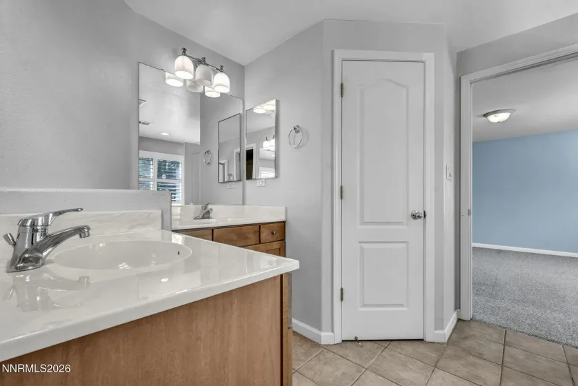 10048 Silver Star, Reno, Nevada 89521, 3 Bedrooms Bedrooms, ,3 BathroomsBathrooms,Residential,Residential,Silver Star,0,260010739