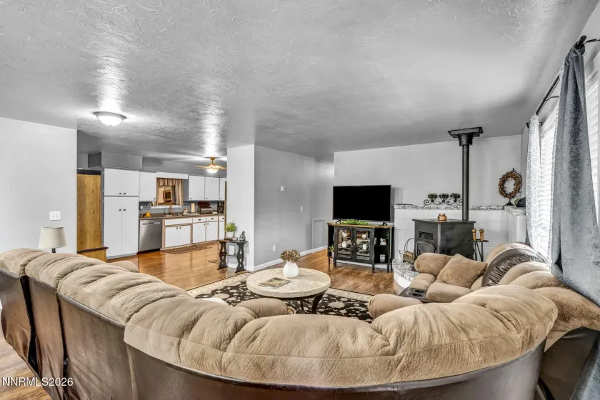 193 Mule Deer, Coleville, California 96107, 3 Bedrooms Bedrooms, ,2 BathroomsBathrooms,Residential,Residential,Mule Deer,0,260010741