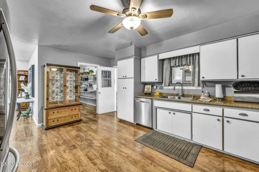 193 Mule Deer, Coleville, California 96107, 3 Bedrooms Bedrooms, ,2 BathroomsBathrooms,Residential,Residential,Mule Deer,0,260010741