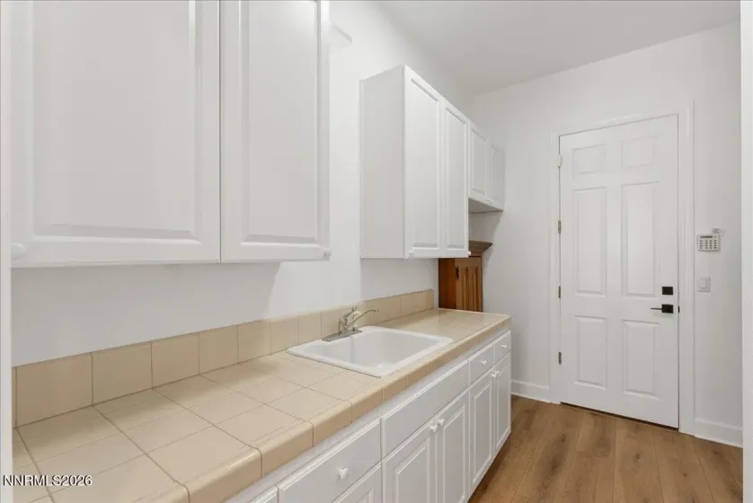 2385 Ridge Field, Reno, Nevada 89523, 5 Bedrooms Bedrooms, ,5 BathroomsBathrooms,Residential,Residential,Ridge Field,0,260010745