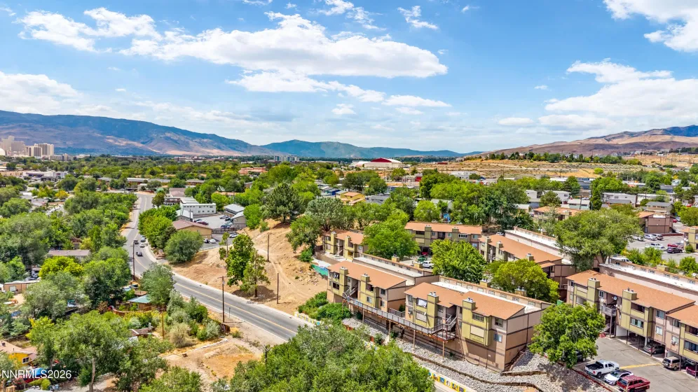 2080 Highview, Reno, Nevada 89512, 2 Bedrooms Bedrooms, ,2 BathroomsBathrooms,Residential,Residential,Highview,0,260010746