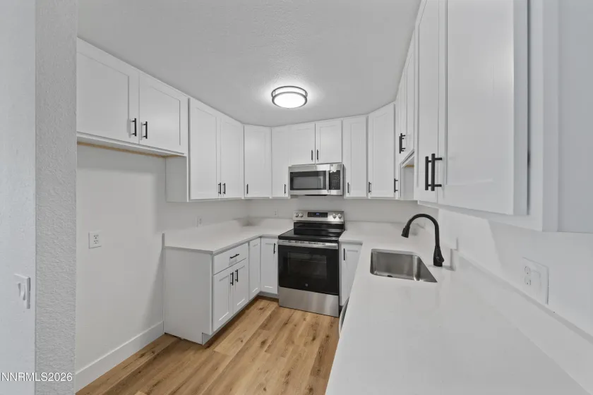 2080 Highview, Reno, Nevada 89512, 2 Bedrooms Bedrooms, ,2 BathroomsBathrooms,Residential,Residential,Highview,0,260010746