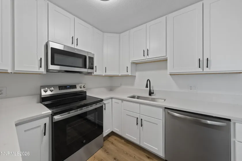 2080 Highview, Reno, Nevada 89512, 2 Bedrooms Bedrooms, ,2 BathroomsBathrooms,Residential,Residential,Highview,0,260010746