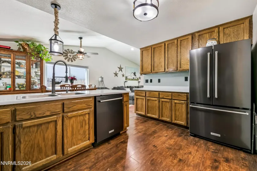 2156 Southridge, Carson City, Nevada 89706, 4 Bedrooms Bedrooms, ,2 BathroomsBathrooms,Residential,Residential,Southridge,0,260010747