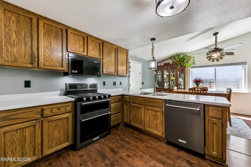 2156 Southridge, Carson City, Nevada 89706, 4 Bedrooms Bedrooms, ,2 BathroomsBathrooms,Residential,Residential,Southridge,0,260010747