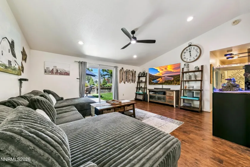 2156 Southridge, Carson City, Nevada 89706, 4 Bedrooms Bedrooms, ,2 BathroomsBathrooms,Residential,Residential,Southridge,0,260010747