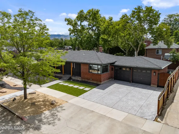505 Walker, Reno, Nevada 89509, 3 Bedrooms Bedrooms, ,3 BathroomsBathrooms,Residential Income,Residential,Walker,0,260010723