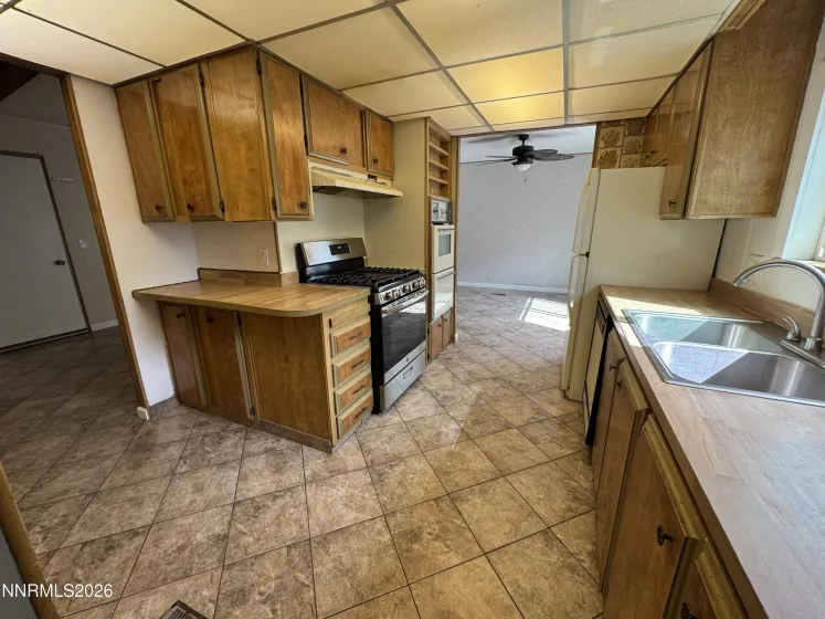 920 Loyola, Carson City, Nevada 89705, 3 Bedrooms Bedrooms, ,2 BathroomsBathrooms,Residential,Residential,Loyola,0,260010737