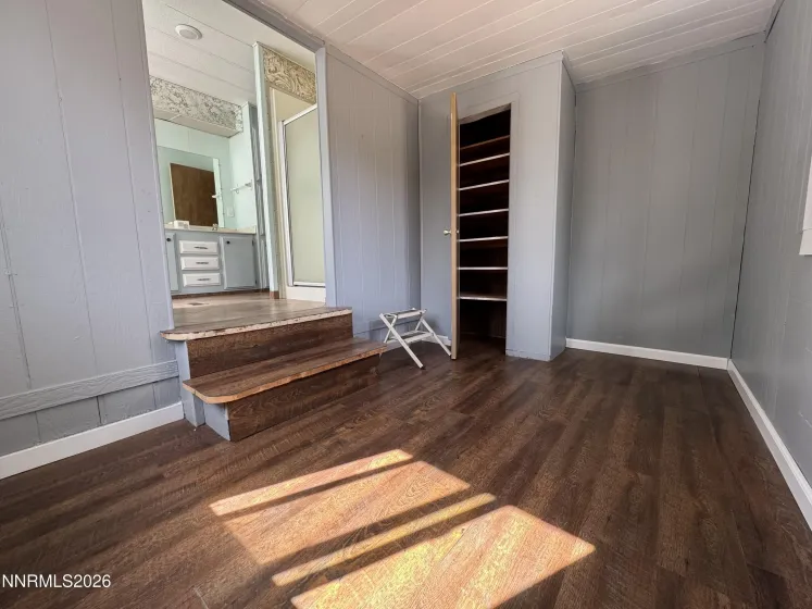 920 Loyola, Carson City, Nevada 89705, 3 Bedrooms Bedrooms, ,2 BathroomsBathrooms,Residential,Residential,Loyola,0,260010737