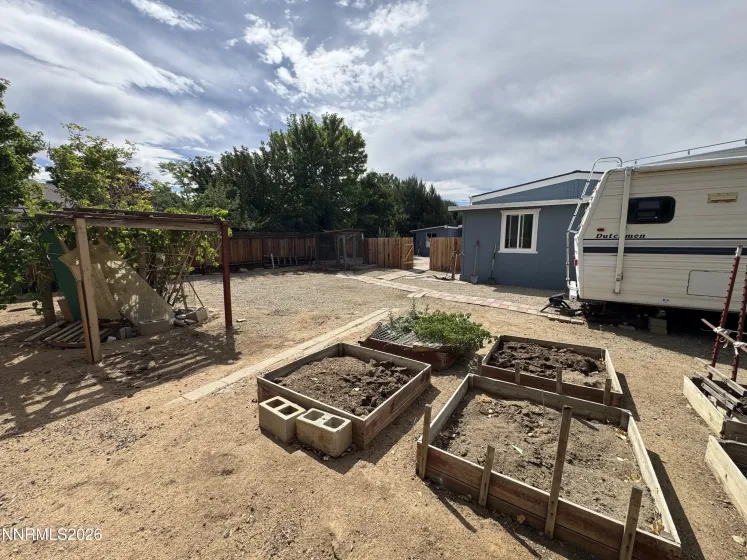 920 Loyola, Carson City, Nevada 89705, 3 Bedrooms Bedrooms, ,2 BathroomsBathrooms,Residential,Residential,Loyola,0,260010737
