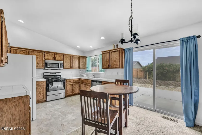 2212 Ellice, Fernley, Nevada 89408, 3 Bedrooms Bedrooms, ,2 BathroomsBathrooms,Residential,Residential,Ellice,0,260010751