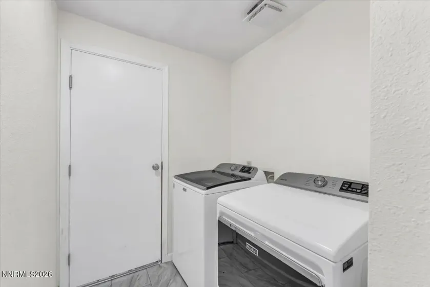 2652 Powder, Reno, Nevada 89503, 4 Bedrooms Bedrooms, ,3 BathroomsBathrooms,Residential,Residential,Powder,0,260010755