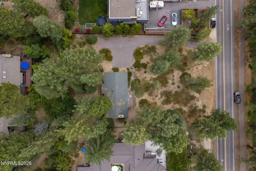 706 Lakeshore, Incline Village, Nevada 89451, 5 Bedrooms Bedrooms, ,3 BathroomsBathrooms,Residential,Residential,Lakeshore,0,260010784