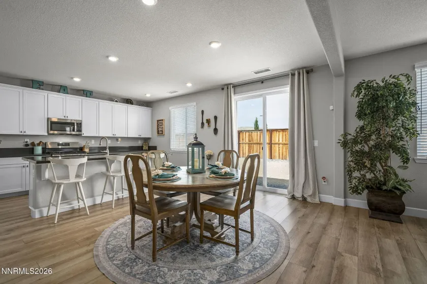 6211 Bucking Horse, Sparks, Nevada 89436, 3 Bedrooms Bedrooms, ,3 BathroomsBathrooms,Residential,Residential,Bucking Horse,0,260010789
