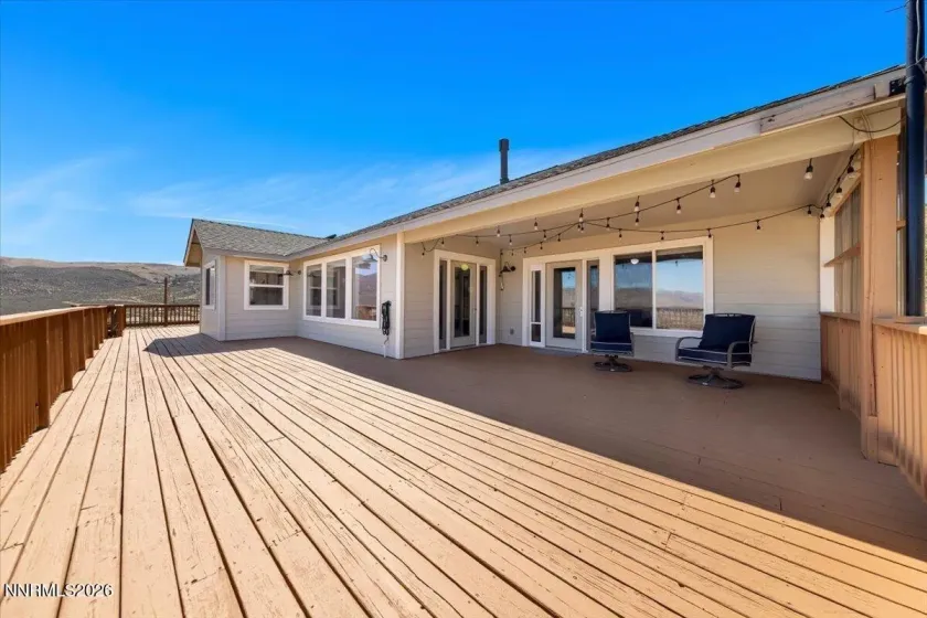 Deck - main level