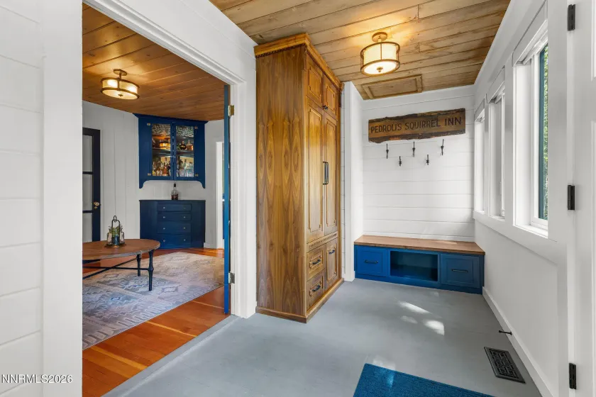 425 Lakeview, Zephyr Cove, Nevada 89448, 3 Bedrooms Bedrooms, ,3 BathroomsBathrooms,Residential,Residential,Lakeview,0,260010794