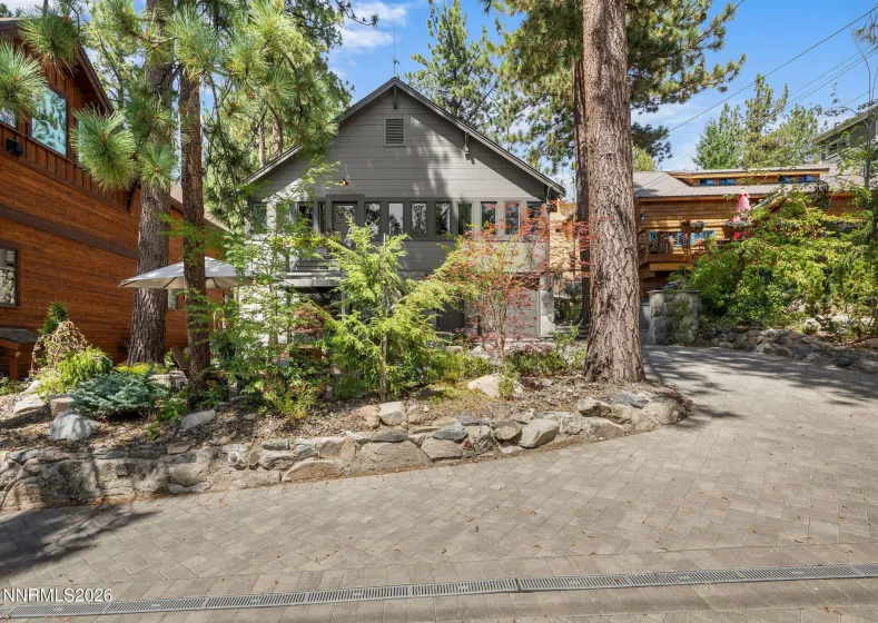 425 Lakeview, Zephyr Cove, Nevada 89448, 3 Bedrooms Bedrooms, ,3 BathroomsBathrooms,Residential,Residential,Lakeview,0,260010794