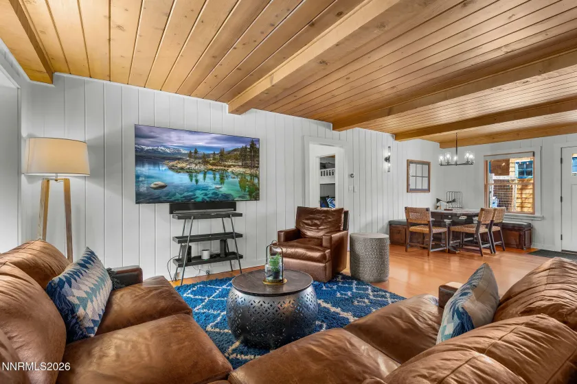 425 Lakeview, Zephyr Cove, Nevada 89448, 3 Bedrooms Bedrooms, ,3 BathroomsBathrooms,Residential,Residential,Lakeview,0,260010794