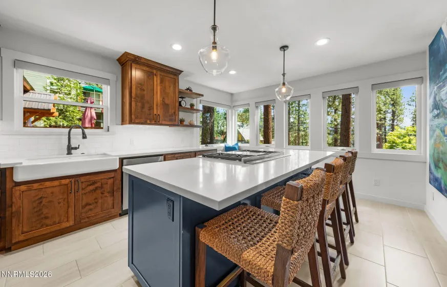 425 Lakeview, Zephyr Cove, Nevada 89448, 3 Bedrooms Bedrooms, ,3 BathroomsBathrooms,Residential,Residential,Lakeview,0,260010794
