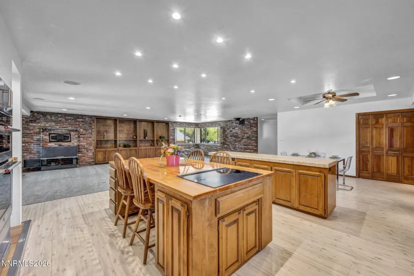 229 Bonnie Briar, Reno, Nevada 89509, 3 Bedrooms Bedrooms, ,4 BathroomsBathrooms,Residential,Residential,Bonnie Briar,0,260010797