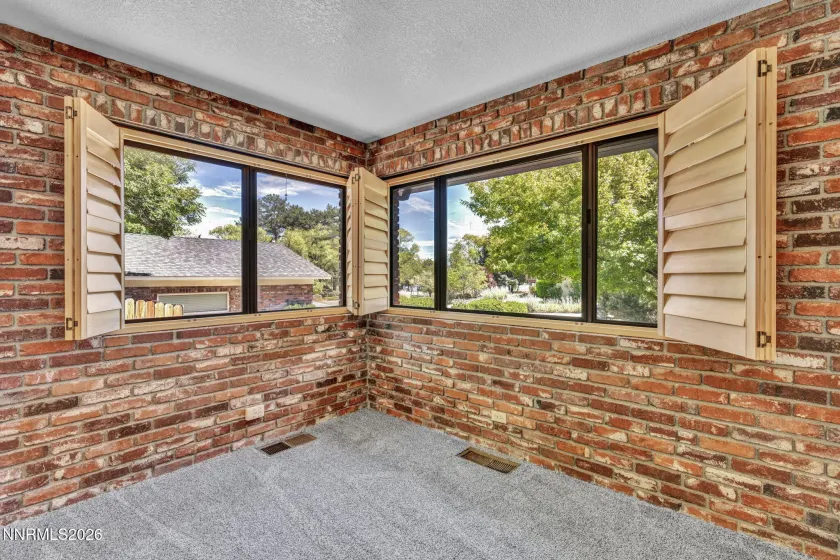 229 Bonnie Briar, Reno, Nevada 89509, 3 Bedrooms Bedrooms, ,4 BathroomsBathrooms,Residential,Residential,Bonnie Briar,0,260010797