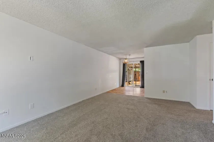 4055 Parque Verde, Reno, Nevada 89502, 3 Bedrooms Bedrooms, ,2 BathroomsBathrooms,Residential,Residential,Parque Verde,0,260010799