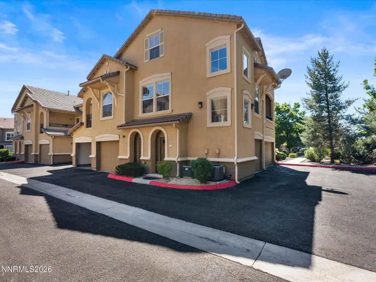 9050 Double R, Reno, Nevada 89521, 2 Bedrooms Bedrooms, ,2 BathroomsBathrooms,Residential,Residential,Double R,0,260010801