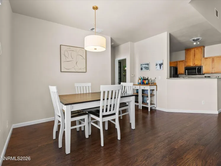 9050 Double R, Reno, Nevada 89521, 2 Bedrooms Bedrooms, ,2 BathroomsBathrooms,Residential,Residential,Double R,0,260010801