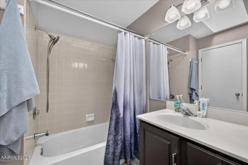 280 Edgewater, Reno, Nevada 89519, 4 Bedrooms Bedrooms, ,3 BathroomsBathrooms,Residential,Residential,Edgewater,0,260009379