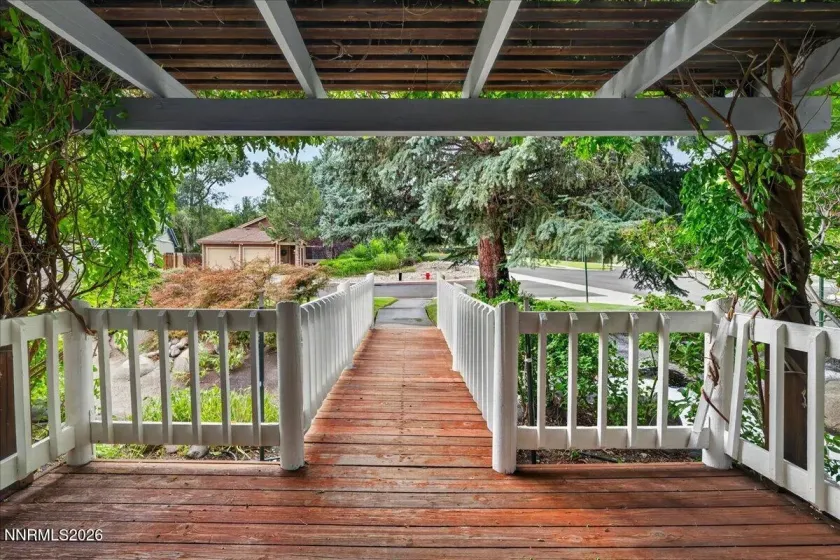 280 Edgewater, Reno, Nevada 89519, 4 Bedrooms Bedrooms, ,3 BathroomsBathrooms,Residential,Residential,Edgewater,0,260009379