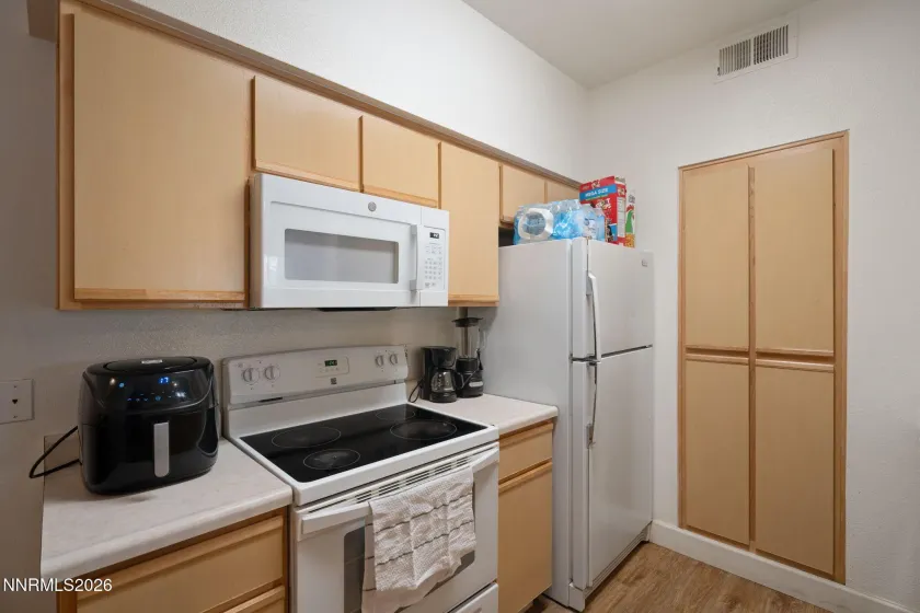 6850 Sharlands, Reno, Nevada 89523, 2 Bedrooms Bedrooms, ,2 BathroomsBathrooms,Residential,Residential,Sharlands,0,260010806