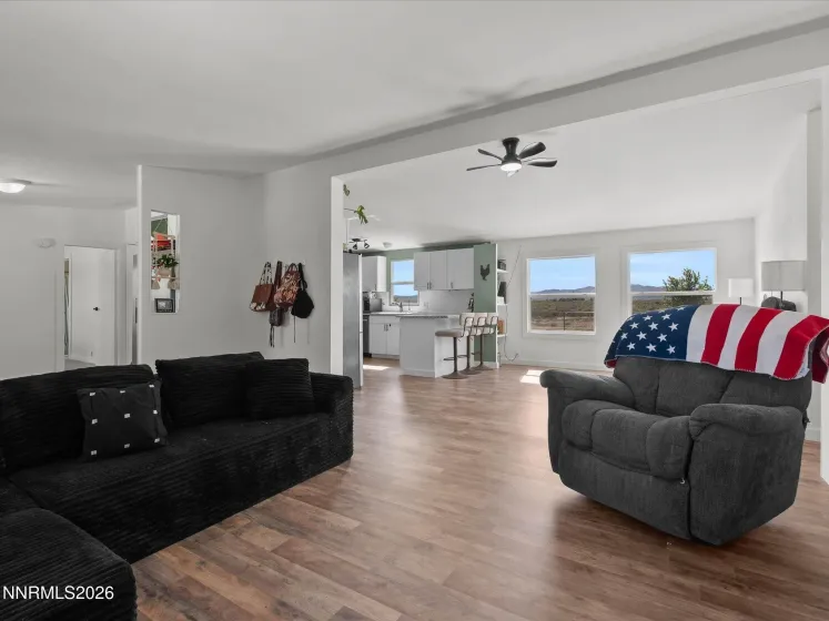 4320 Margoree, Fallon, Nevada 89406, 3 Bedrooms Bedrooms, ,2 BathroomsBathrooms,Residential,Residential,Margoree,0,260010807