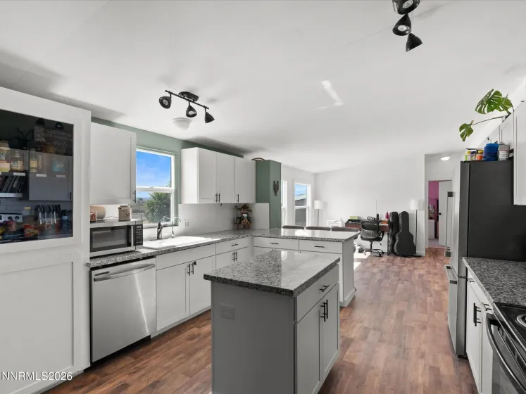 4320 Margoree, Fallon, Nevada 89406, 3 Bedrooms Bedrooms, ,2 BathroomsBathrooms,Residential,Residential,Margoree,0,260010807