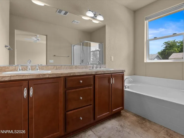 1106 Fiore, Minden, Nevada 89423, 3 Bedrooms Bedrooms, ,2 BathroomsBathrooms,Residential,Residential,Fiore,0,260010808