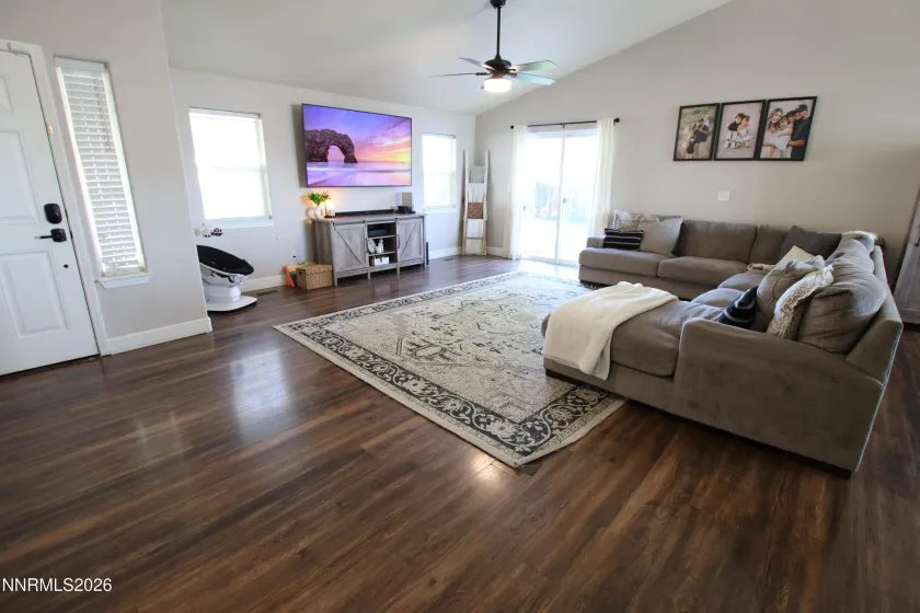 396 Sprague, Yerington, Nevada 89447, 3 Bedrooms Bedrooms, ,2 BathroomsBathrooms,Residential,Residential,Sprague,0,260010810