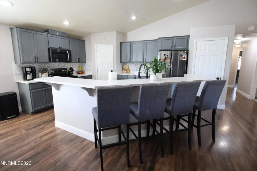 396 Sprague, Yerington, Nevada 89447, 3 Bedrooms Bedrooms, ,2 BathroomsBathrooms,Residential,Residential,Sprague,0,260010810