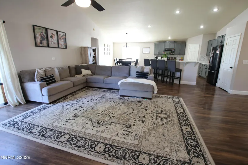396 Sprague, Yerington, Nevada 89447, 3 Bedrooms Bedrooms, ,2 BathroomsBathrooms,Residential,Residential,Sprague,0,260010810