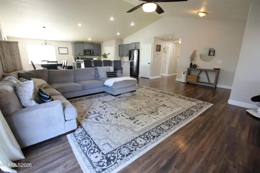 396 Sprague, Yerington, Nevada 89447, 3 Bedrooms Bedrooms, ,2 BathroomsBathrooms,Residential,Residential,Sprague,0,260010810