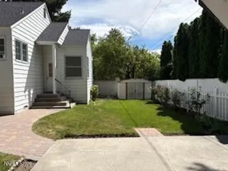 923 Robinson, Carson City, Nevada 89703, 3 Bedrooms Bedrooms, ,2 BathroomsBathrooms,Residential,Residential,Robinson,0,260010060