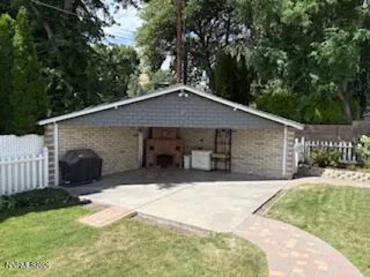 923 Robinson, Carson City, Nevada 89703, 3 Bedrooms Bedrooms, ,2 BathroomsBathrooms,Residential,Residential,Robinson,0,260010060