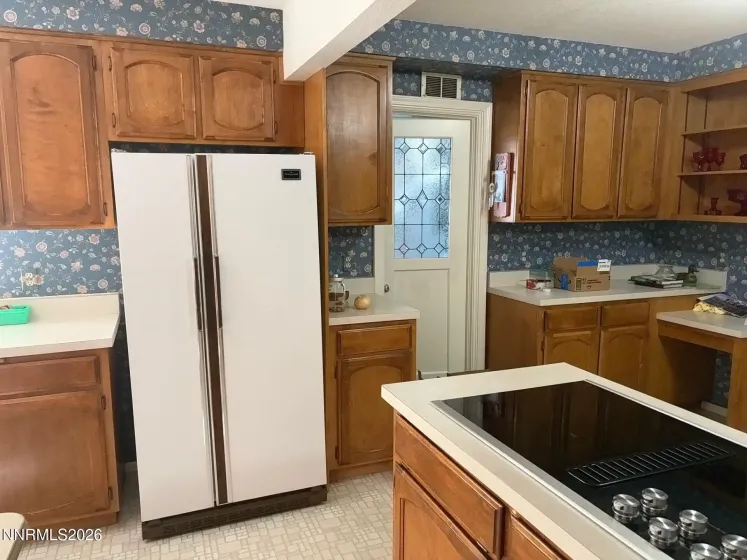 923 Robinson, Carson City, Nevada 89703, 3 Bedrooms Bedrooms, ,2 BathroomsBathrooms,Residential,Residential,Robinson,0,260010060