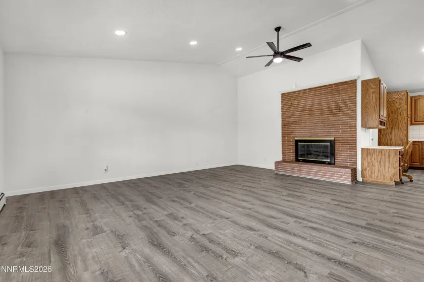 1435 Hunter Lake, Reno, Nevada 89509, 4 Bedrooms Bedrooms, ,3 BathroomsBathrooms,Residential,Residential,Hunter Lake,0,260010814